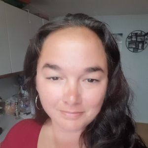 Meet your Posher, Kara